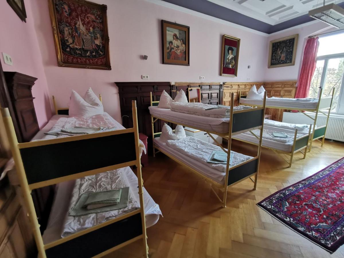 Hummel Hostel - Historische Stadtvilla Mit Garten Weimar  Extérieur photo